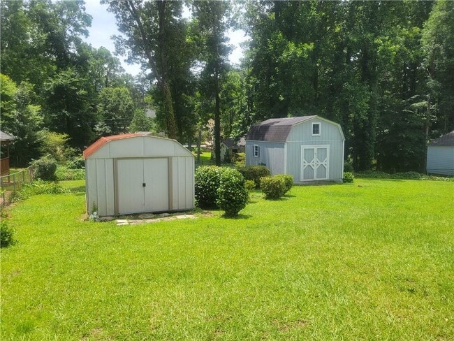 Photo - 488 Slew Ave