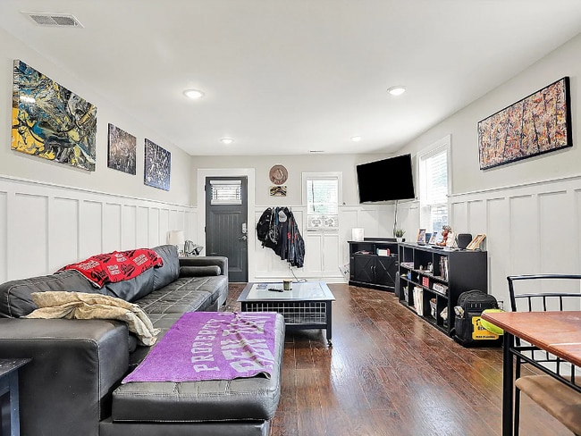 Photo - 1641 Iowa St House