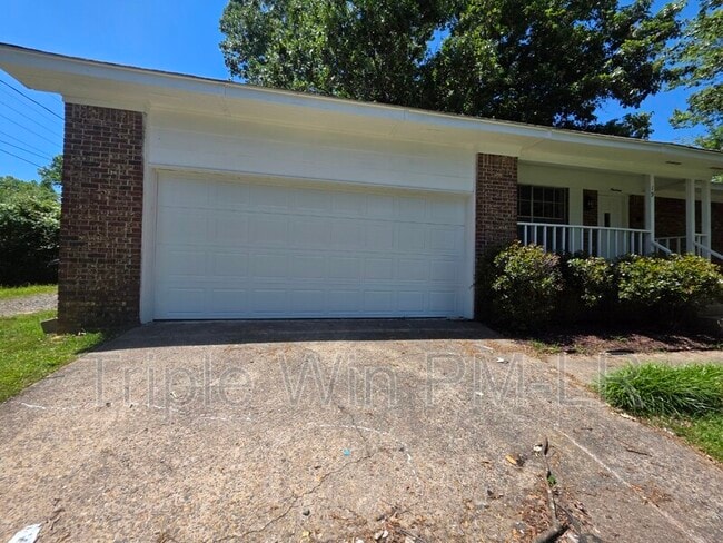 Photo - 19 Creekdale Dr