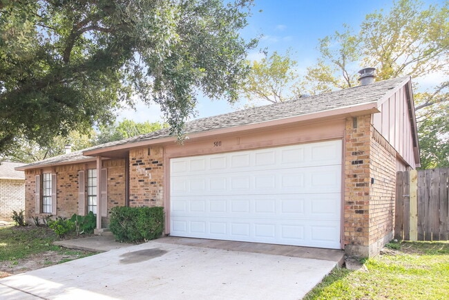 Photo - 5011 Ridge Manor Dr