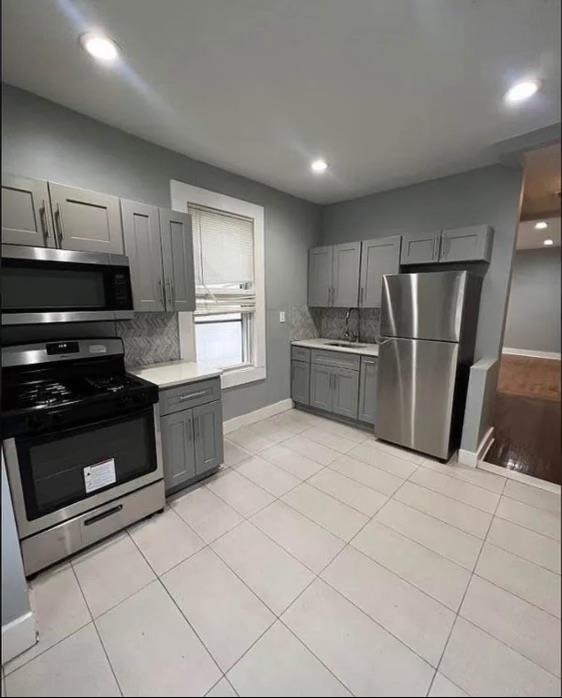 Building Photo - 82 Fulton Ave Unit 2 Rental