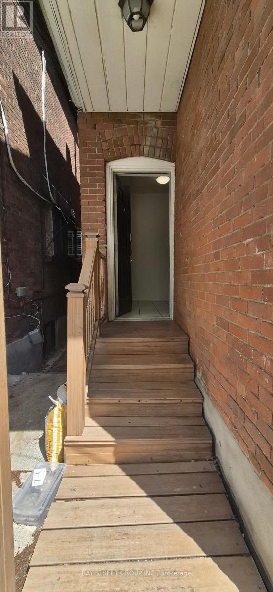 Photo - 6 Ferndale Ave