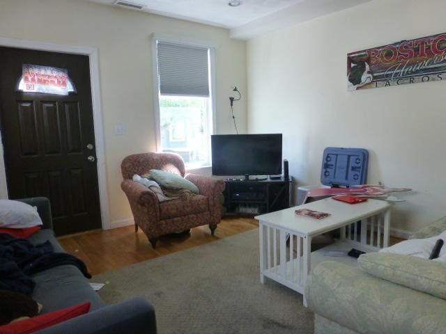 Photo - 18 Wadsworth St Unit 2