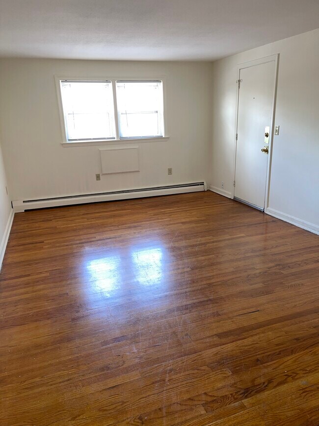 Photo - 340 Park Ave Unidad C