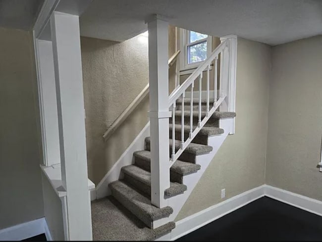 Photo - 1135 Crosby St