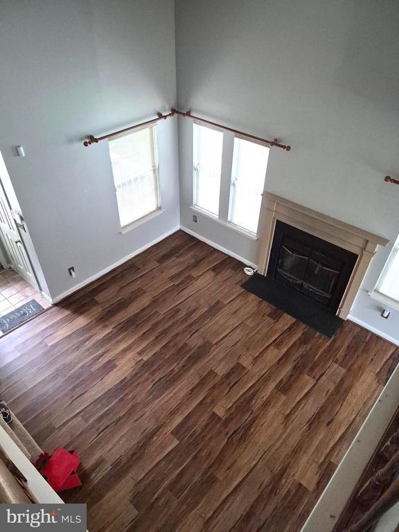 13920 Lord Fairfax Pl