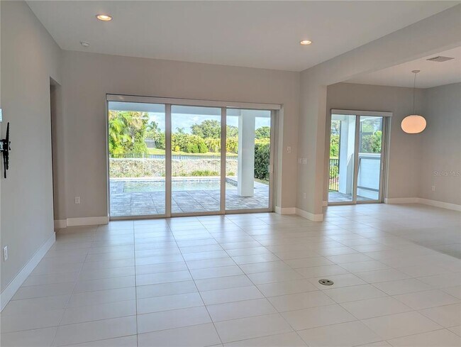 Photo - 7744 Sandhill Lake Dr