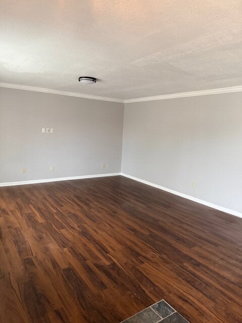 Photo - "Charming 4-Bed Oasis on Kidwell Court – Spacious Living with 2.5 Baths in Indianapolis!"