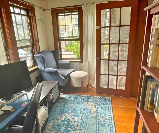 22 -24 Bayard St Unit #24 (First Floor)