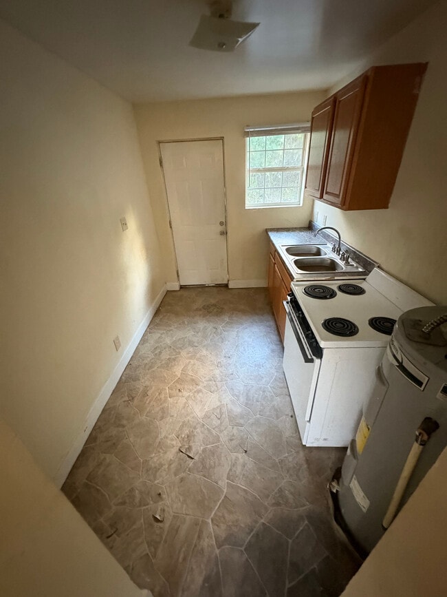 Pursley Court Apartments