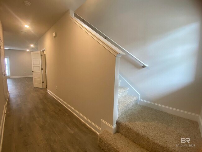 Photo - 6673 Spaniel Dr Apartamento