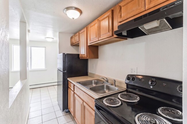 Building Photo - 2647 W Evans Ave Unit 2104