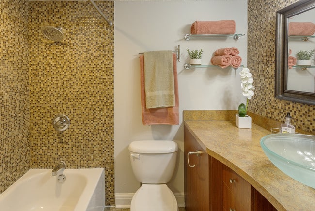 Photo - The Eusonian