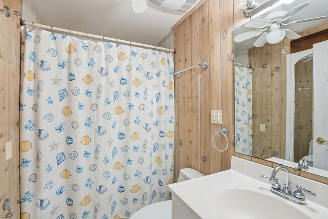 Photo - Prime Coastal Location Long Term Rental!