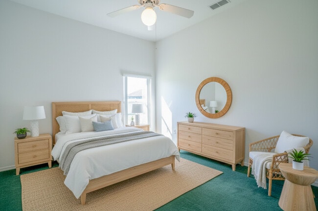 Photo - 681 Powder Horn Row