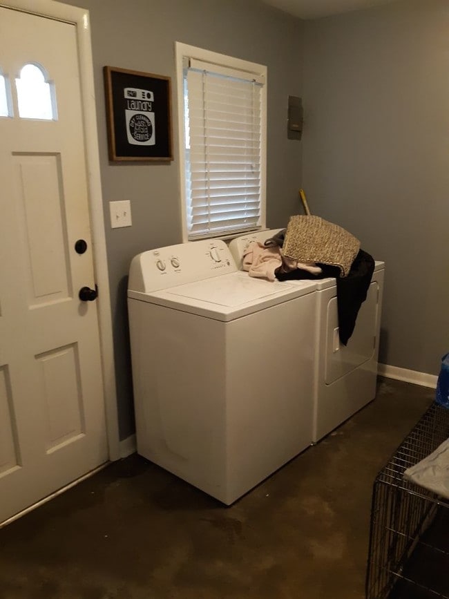 Photo - 1101 E 4th Ave