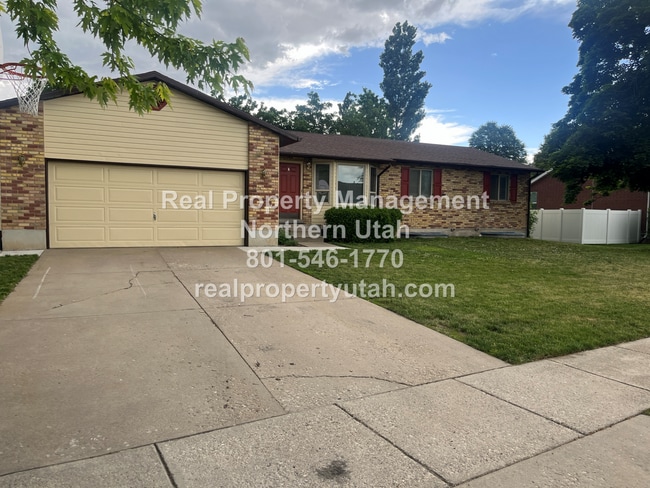 Large 5 Bedroom Home In Farmington Coming ... - Large 5 Bedroom Home In Farmington Coming ...