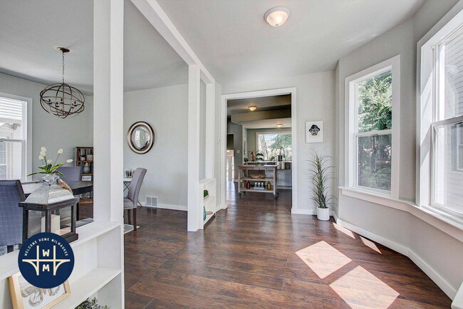 Photo - 1624 E Belleview Pl