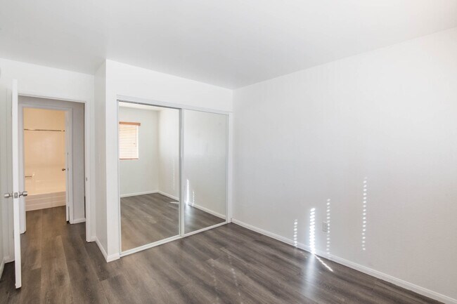 Photo - 7317 Haskell Avenue