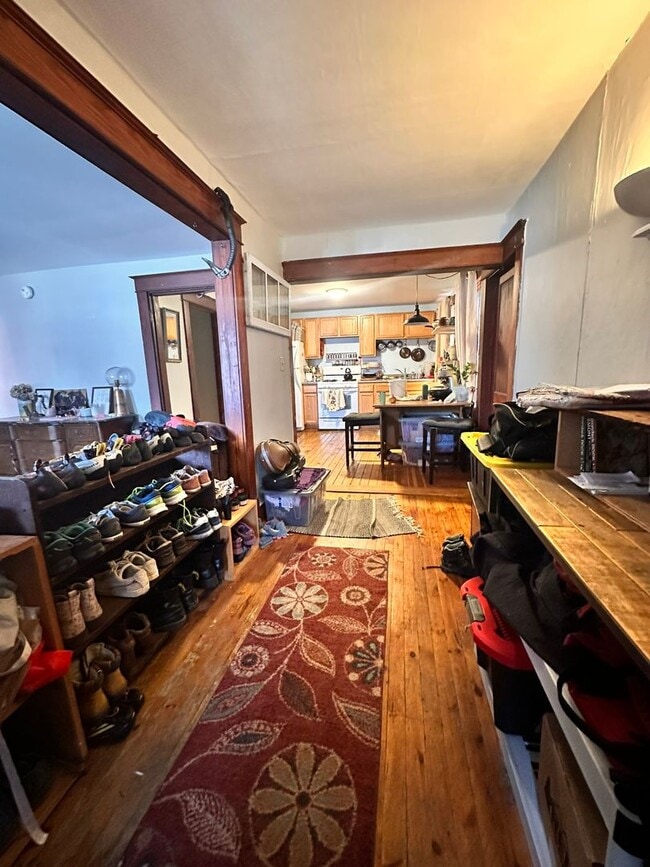 Photo - 135 N Champlain St Unidad 135 North Champlain St #1