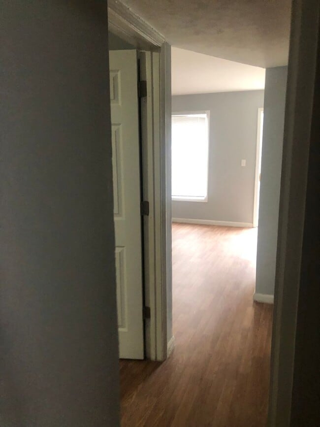 Building Photo - RP1 - 1902 Unit 1 Rental