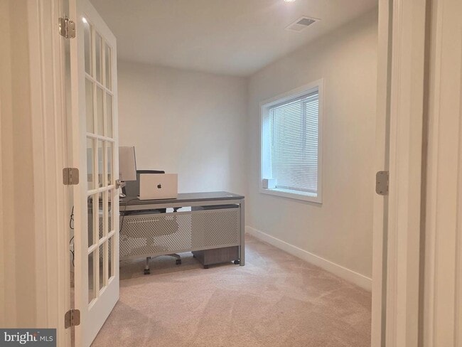Photo - 1001 Rampart Dr
