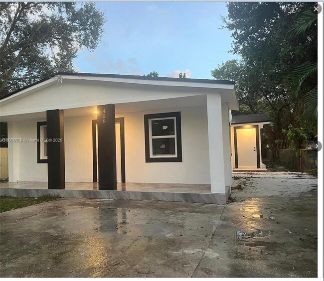 Building Photo - 428 NW 97th St