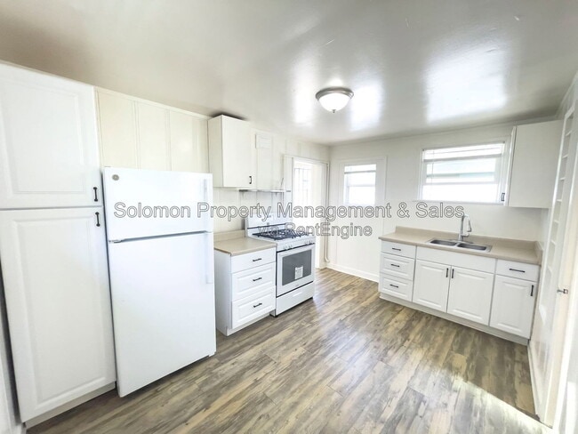 Photo - 143 1/2 South Myers Street
