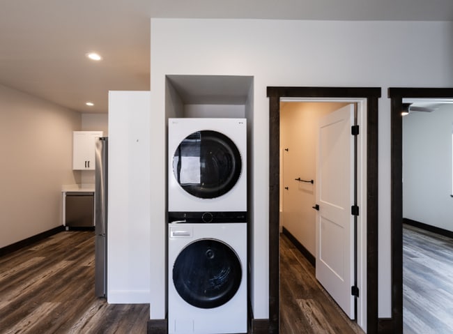 Photo - 288 E 5th S Unit ADU