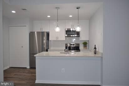 Building Photo - 8613 Beekman Pl Unit 13B