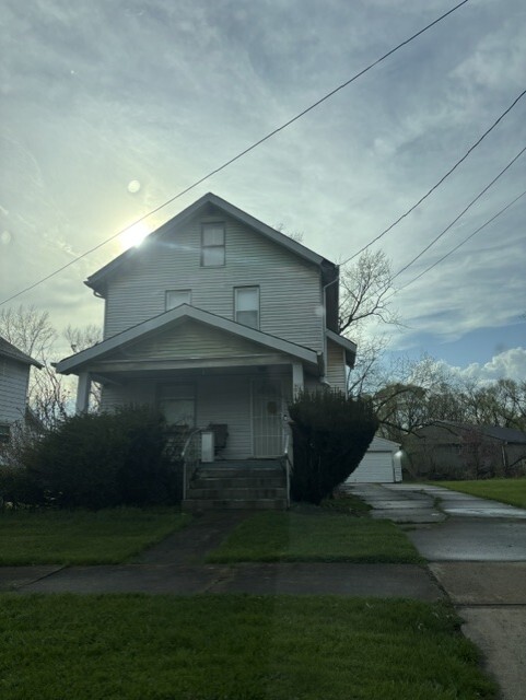 Photo - 1016 East Ave SE