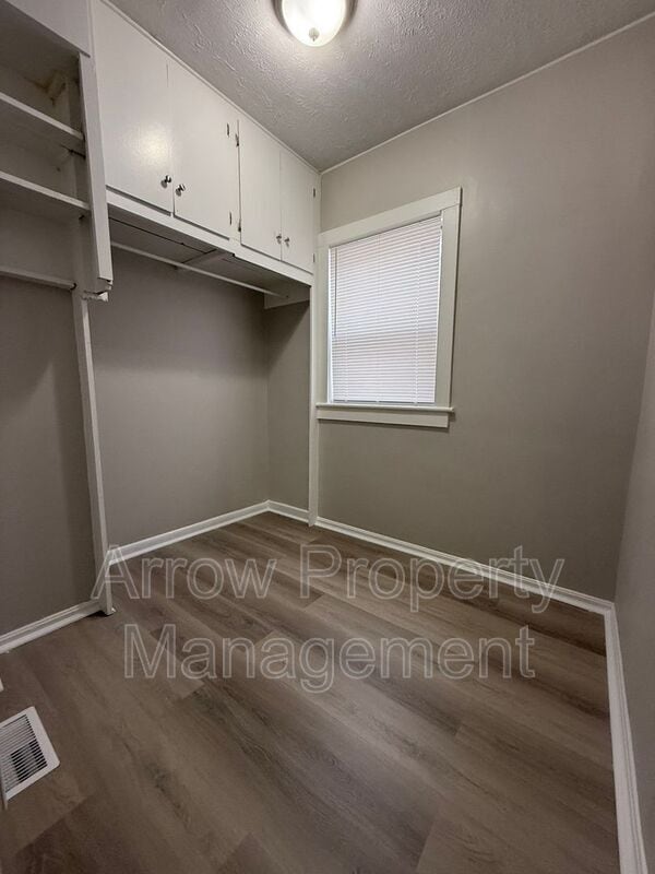 Photo - 130 N 27th St Unit 1