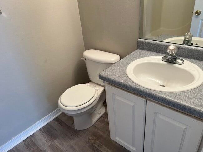 Photo - 2263 Whitman Ln