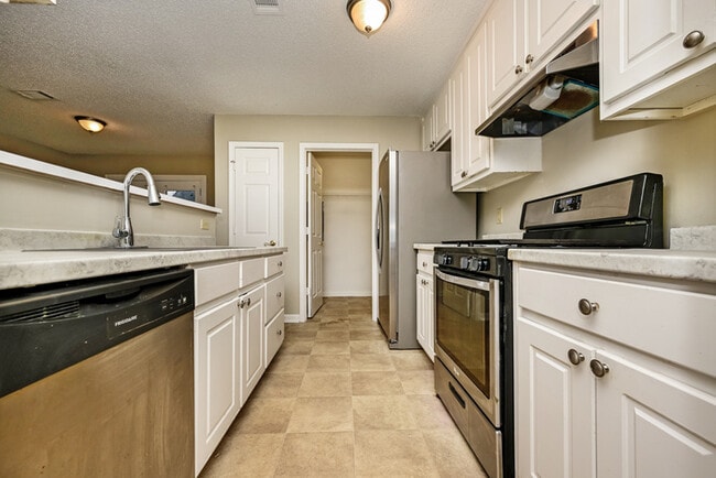 Photo - Fantastic 3bd/1.5ba home! Let yourself in!