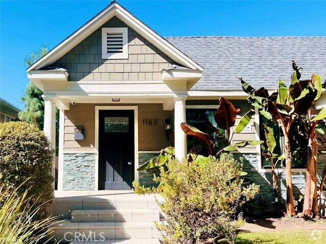 Building Photo - 1163 N Poinsettia Pl Rental