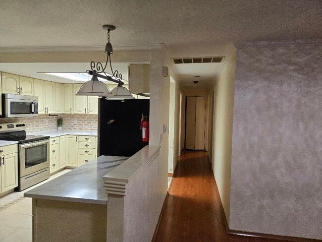 Photo - 530-526 NE 26th Ct