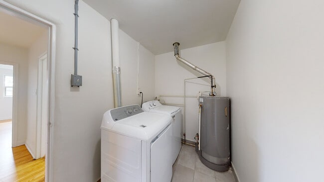 Photo - Brant Street