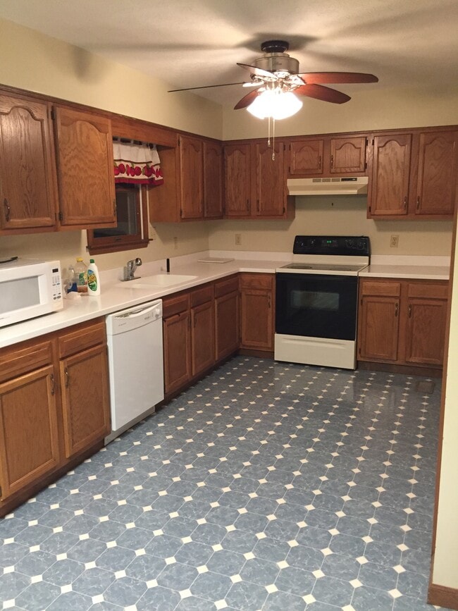 Cocina - 380 Ironwood Dr