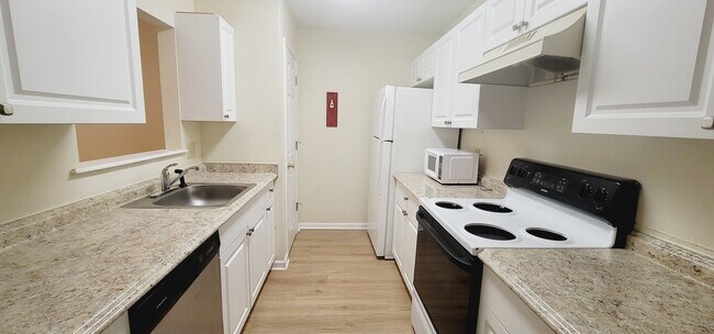 Photo - CLOSE TO CAMPUS 3/3 w/ Washer/Dryer, Lawn Maintenance Included, & More! $1950/month Avail startin...