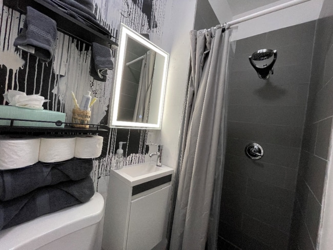 Photo - 534 NW 50th St Unidad B