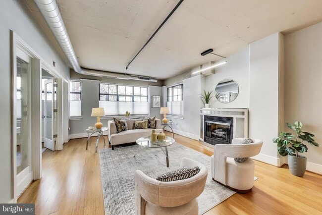 Building Photo - 1440 Church St NW Unit 106 Rental