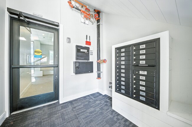 Photo - 25 2nd St Unit 206