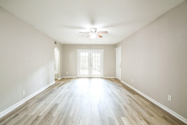 Photo - 2585 Marilee Ln Unidad 3