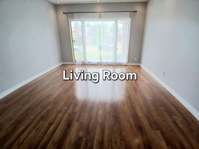 Photo - 8728-8181 181 St NW