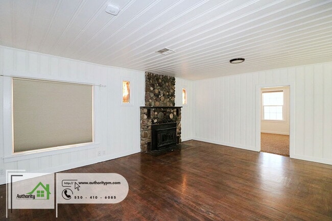 Photo - 1840 Heller Ln