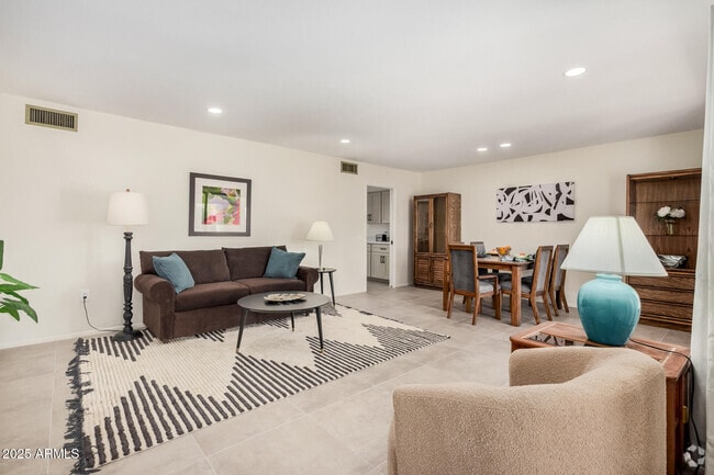 Building Photo - 12930 W Seville Dr Rental