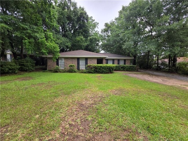 Photo - 521 Evergreen Rd