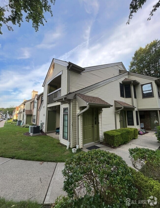 Building Photo - 715 Sunshine Ct Rental