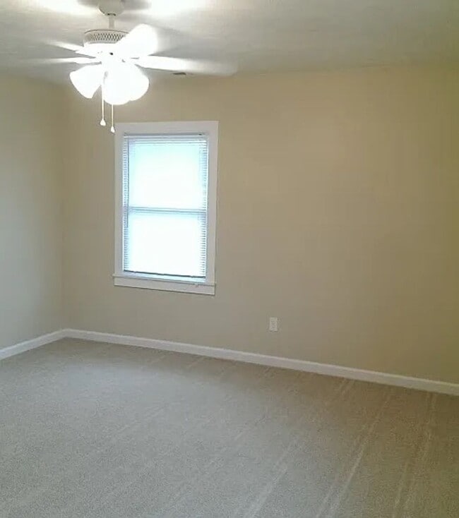 Photo - 1032 Oakstone Dr