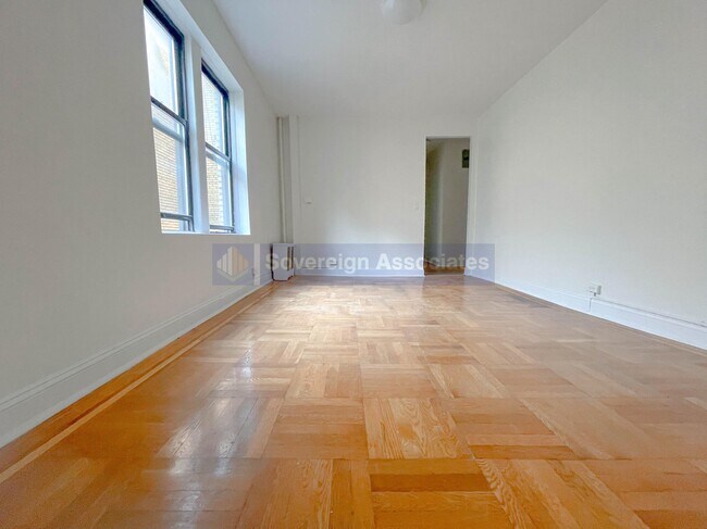 Photo - 106 Fort Washington Avenue Unidad 5L